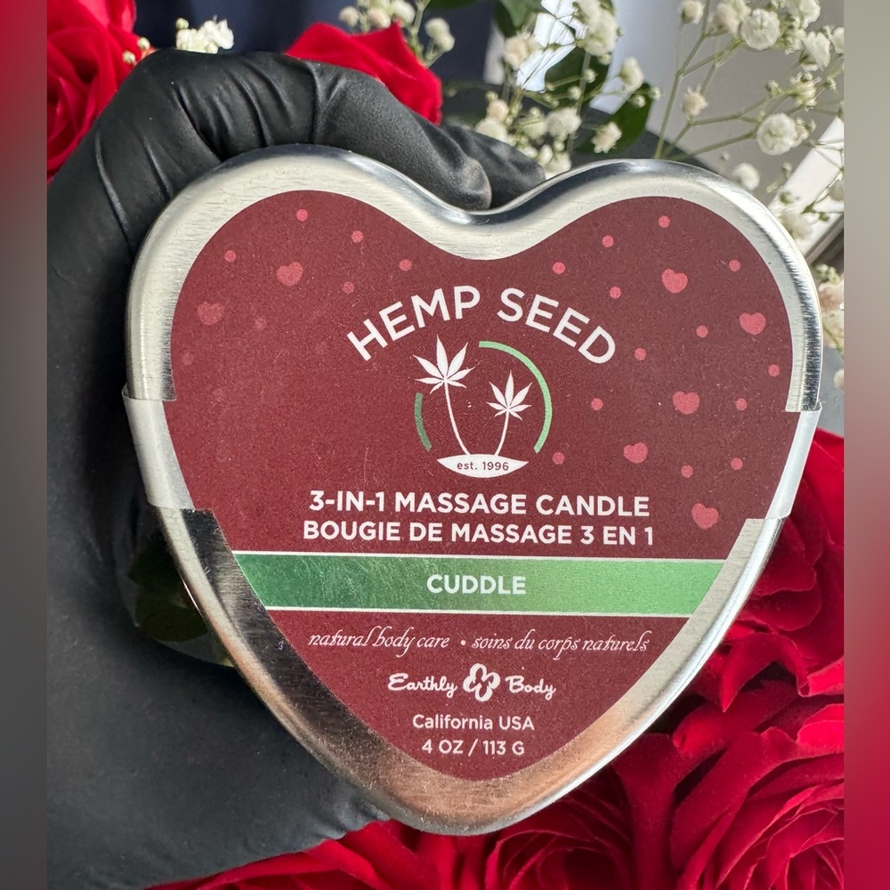 3-in-1 Massage Candle 4oz/113g in Cuddle